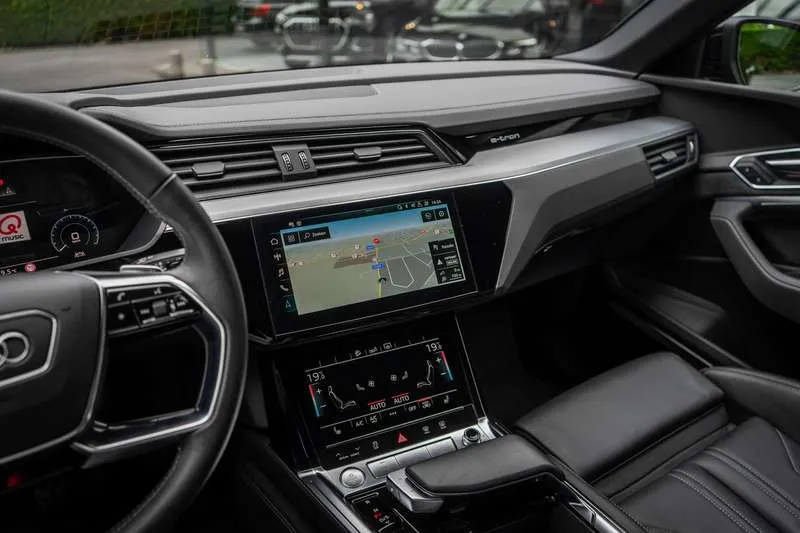 Audi e-tron 50 Quattro S line Compleet,Luchtvering,Trekhaak Image 7