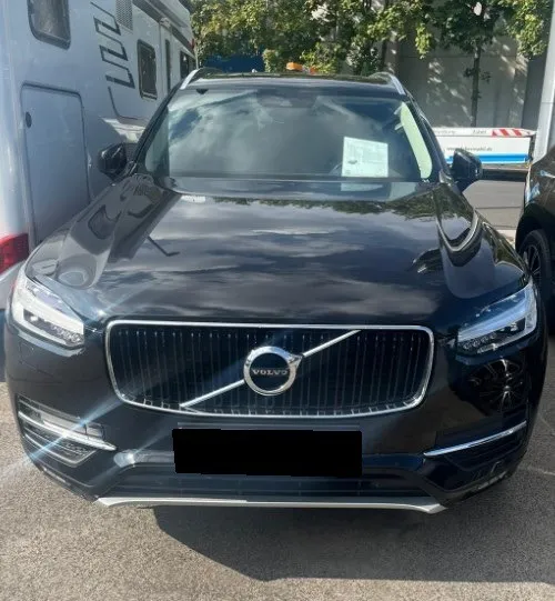 Volvo Xc90 2.0 D5 Image 1